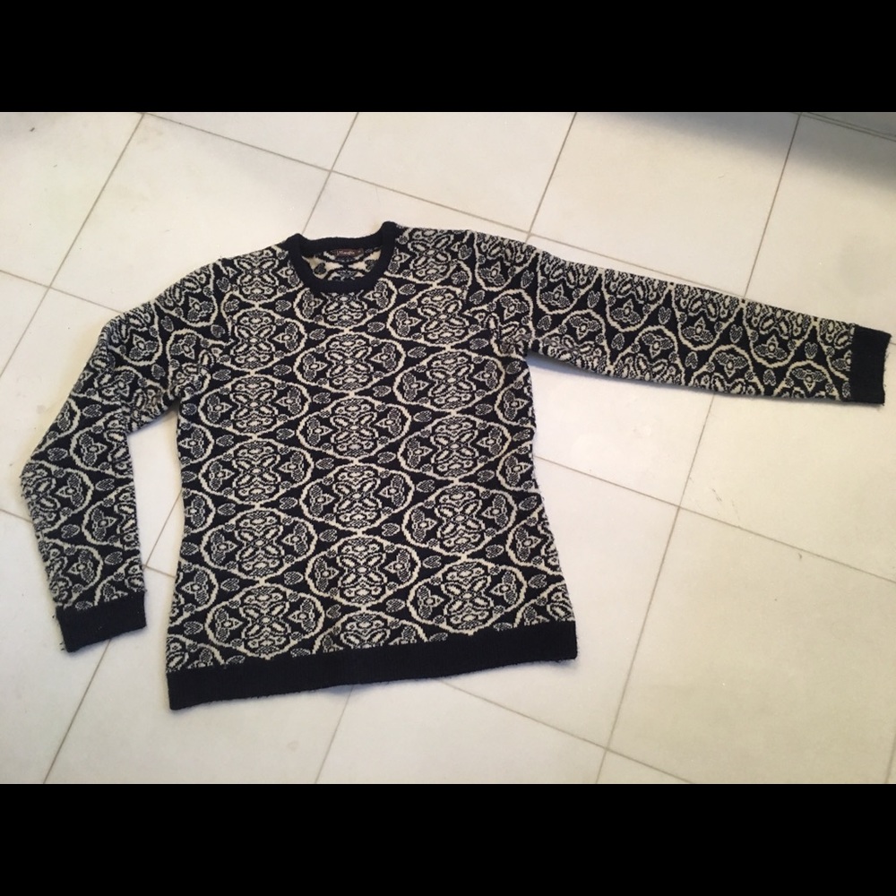 J. McLaughlin sweater
